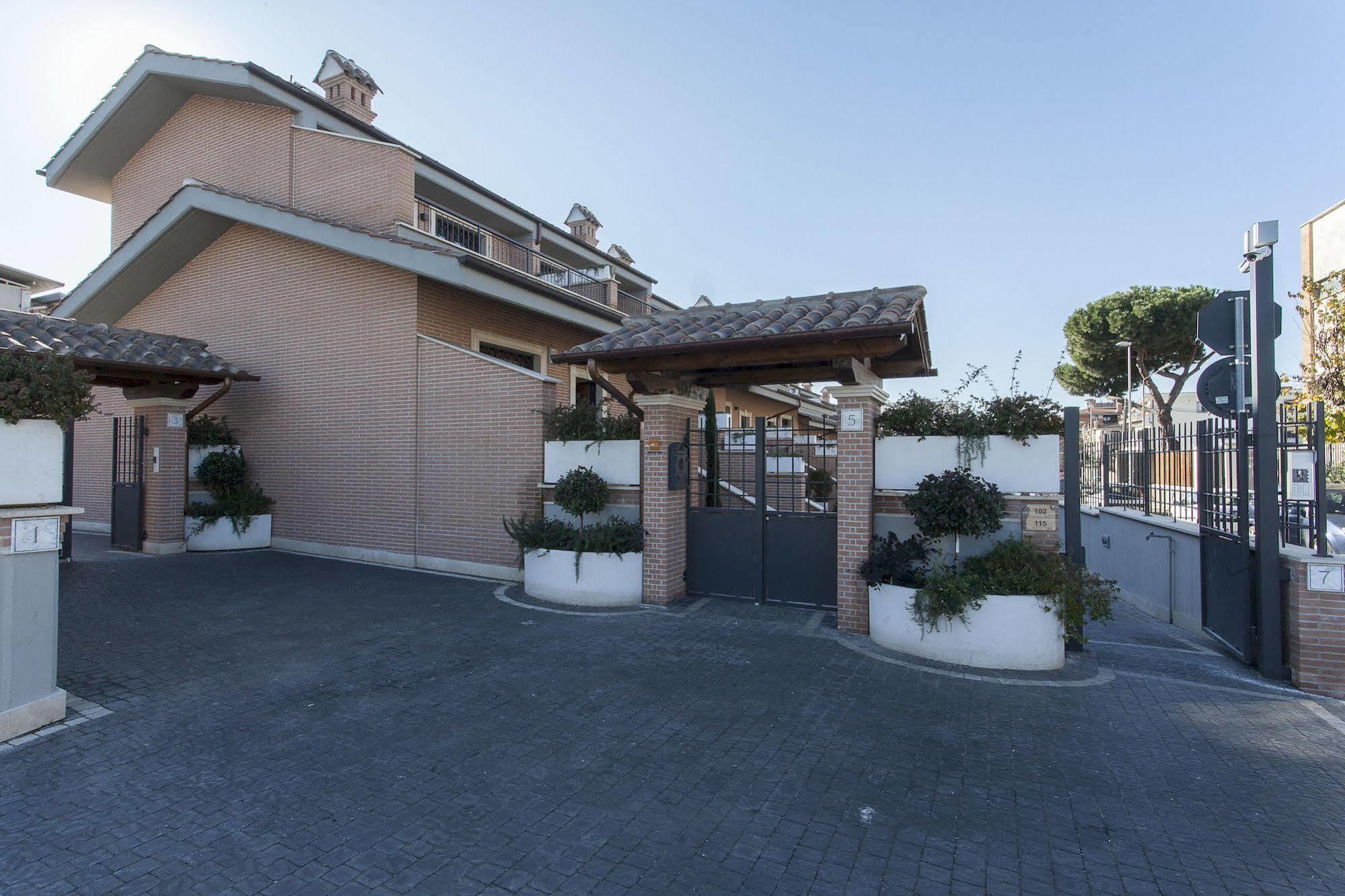 Domus Anagnina Ciampino Exterior foto